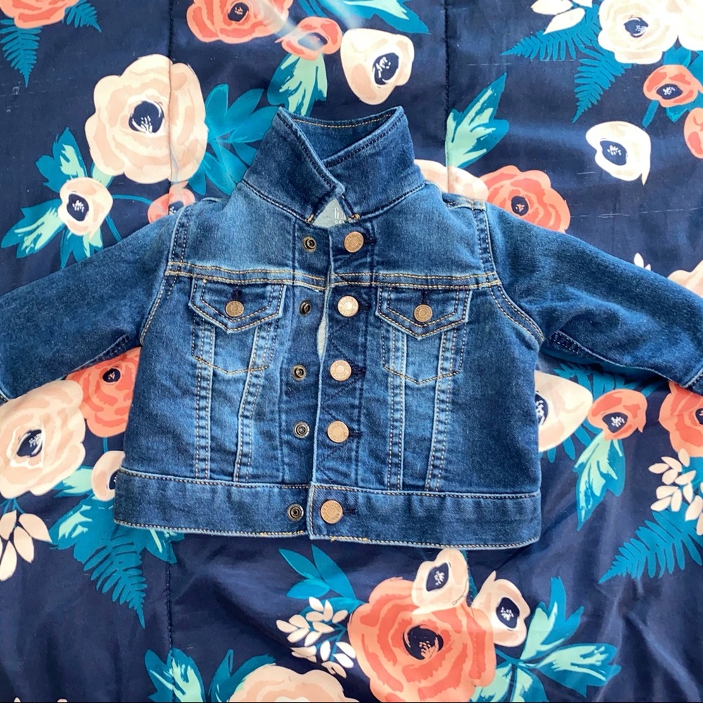 Adorable GAP baby jean jacket